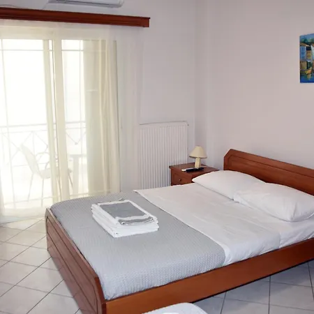 Apartment Near The Sea